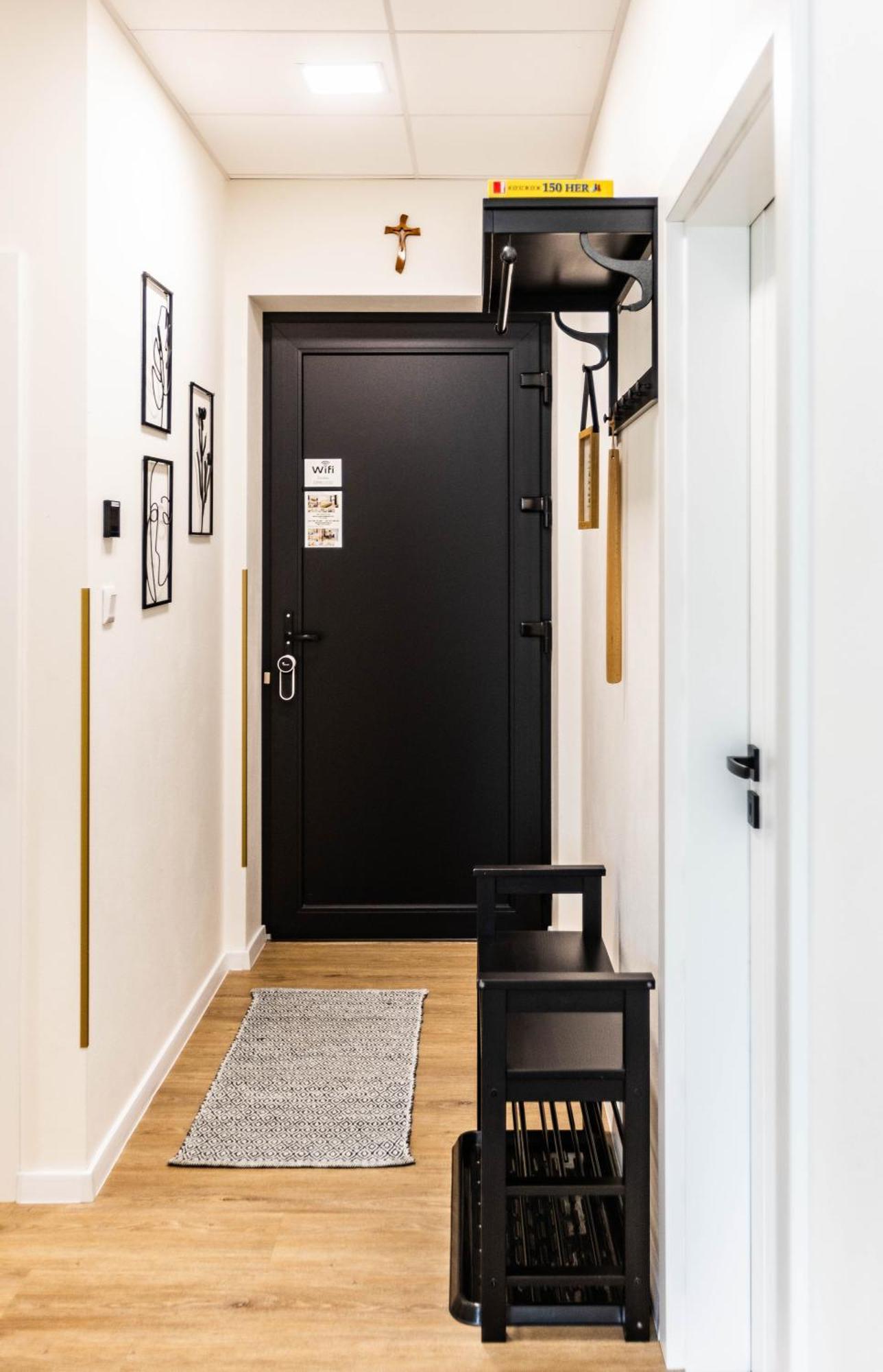 Stylish Apartment With Free Parking Zvolen Εξωτερικό φωτογραφία